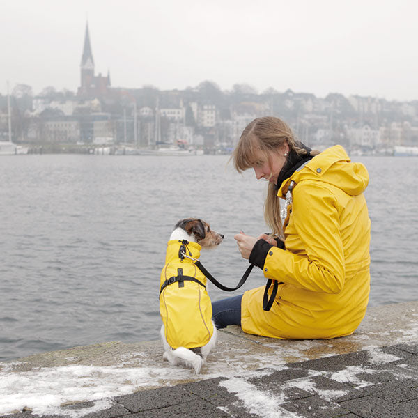 Vimy & DryDogs Lightweight Waterproof Raincoat with Harness Hole Zip